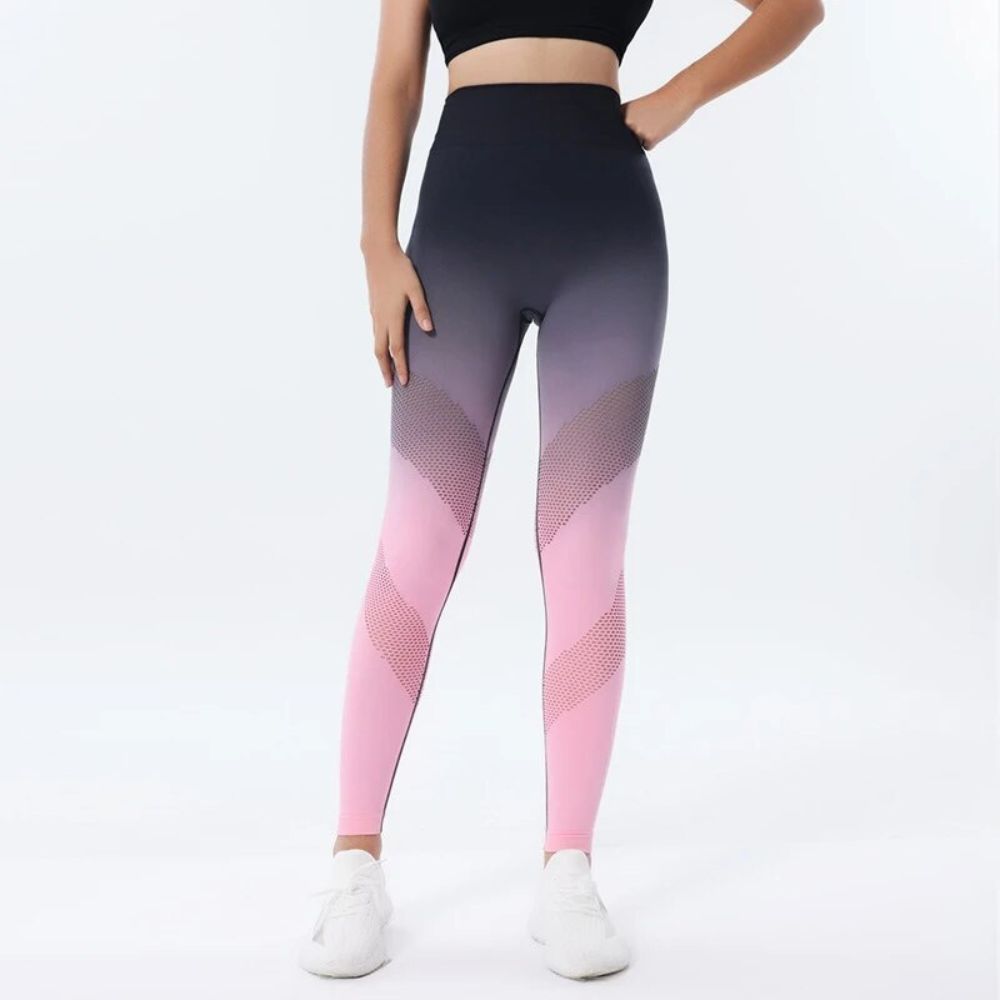 Calça Legging com Aberturas - Cut Out