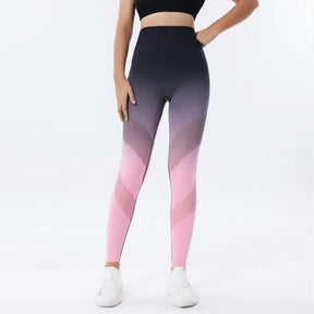 Calça Legging com Aberturas - Cut Out