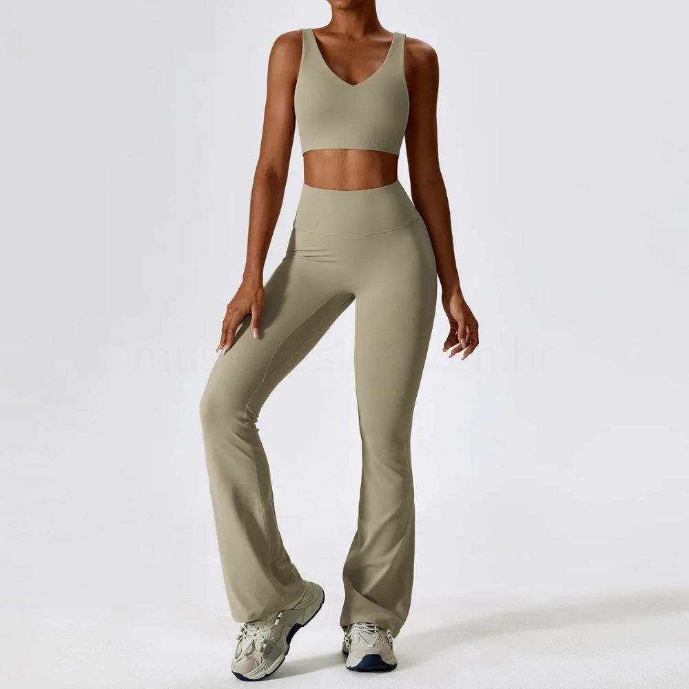 Conjunto Academia Sem Costura Flare